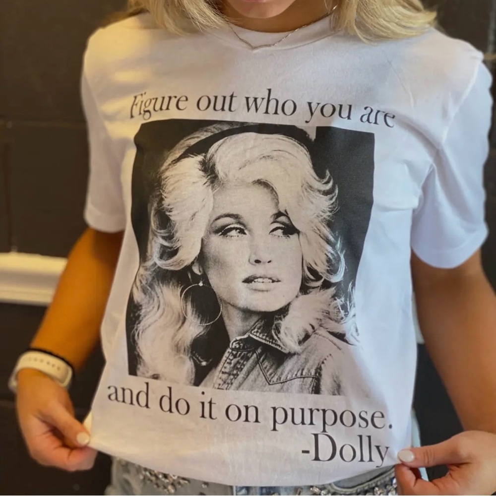 Dolly Tshirt S-2X